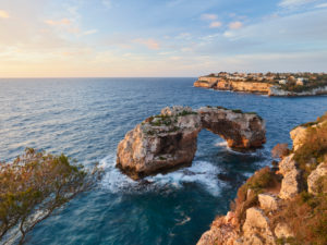 Felsbogen Es Pontàs bei Santanyi, Mallorca, Balearen, Spanien Felsbogen Es Pontàs bei Santanyi, Mallorca, Balearen, Spanien